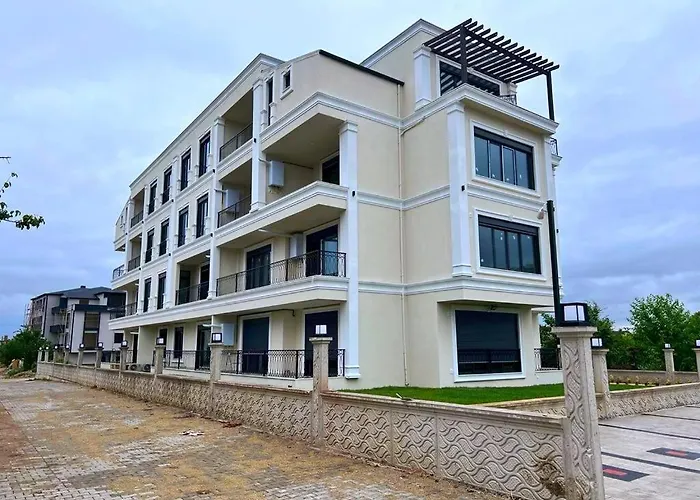 Bamboo Grove 2 And 3 Bedroom - Izmit Apartamento